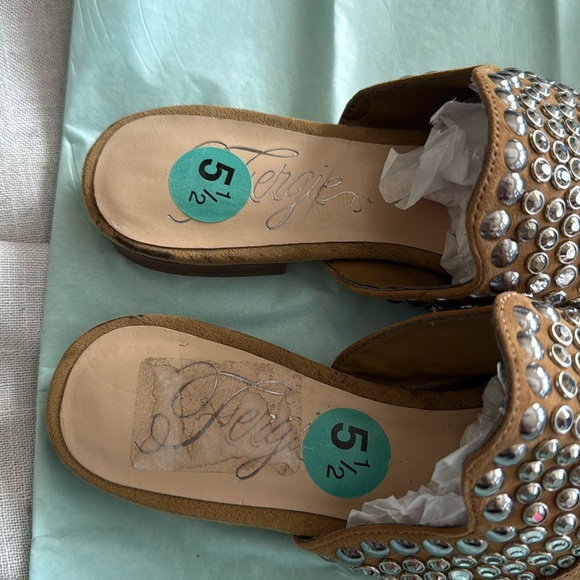 New Tan Suede Mules with Silver Accents FIRM on price Fergie real leather - Picture 16 of 17